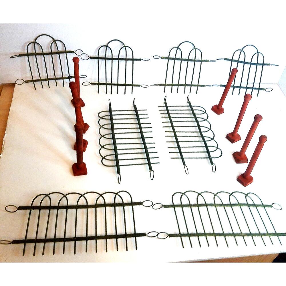 Vintage Metal & Wood Christmas Tree Fence 16pc Green & Red Painted Set